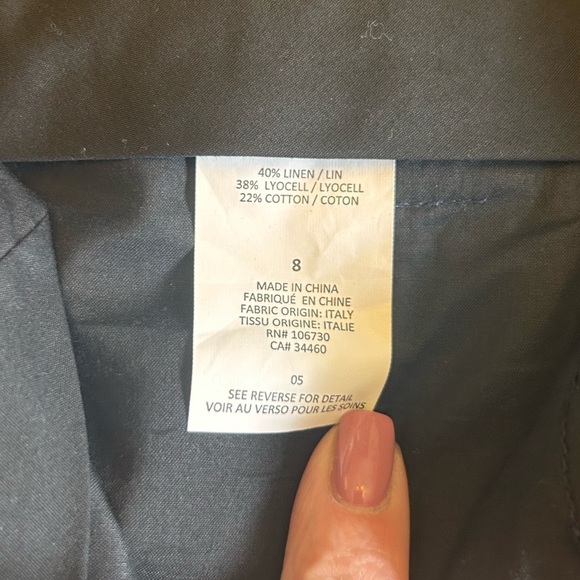 Vince High Waisted Slouchy Navy Rolled Cuff Pleated Linen Blend Shorts Size 8 - Picture 8 of 9